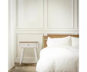 Comodino con cassetto e ripiano in legno bianco, MATERA, Dimensioni 45x32x h 62 cm - Peso 6kg La struttura in legno colore bianco