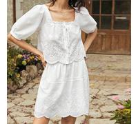 Completo da donna primaverile/estivo, stile romantico ed elegante da vacanza nella campagna francese, adatto per uscite e appuntamenti, composto da blusa in pizzo di cotone e gonna midi a 2 pezzi, col