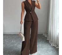 Completo elegante da ufficio, per il pendolarismo o il pomeriggio del tè, composto da blazer smanicato con colletto e orlo asimmetrico, decorato con fibbia in metallo in vita, abbinato a pantaloni con