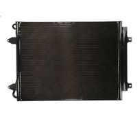 Condensatore aria condizionata THERMOTEC KTT110068 per CC B7 (358) 2 2011-2016