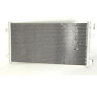 Condensatore radiatore climatizzazione KTT110188 THERMOTEC per FIAT PUNTO