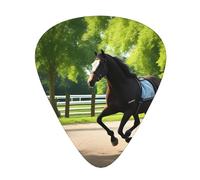 Confezione da 12 plettri per chitarra, comodi da tenere in mano, con bordi lisci, tre spessori da abbinare all'immagine del cavallo all'aperto