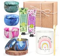 Confezione Regalo di Candele Profumate,Regalo Donna Natale | 4 Candele, Portacandele, Tazza e Cucchiaio da Caffè, 2 Creme per le Mani | Regali Perfetti per le Donne Aiuta ad Alleviare Stress