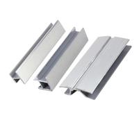 Connettore di base per pannelli dello zoccolo della cucina, battiscopa a 90 gradi in alluminio e plastica, per fessure e transizioni di mobili, finitura argento per un adattamento angolare flessibile