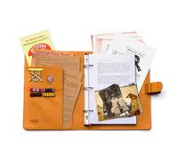 Conquest Journals Supernatural John Winchester Replica Journal Big Bundle, John Journal con pagine di tradizioni dei mostri, medaglie e nastri, foto raccapriccianti, annuncio Turducken di Biggerson,