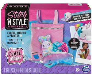 Cool Maker Stitch 'N Style Fashion Studio | Kit di Ricarica per Macchina da Cucire per Bambini e Bambine | 2 cartucce con Filo Pre-Inserito, Tessuto e Stampe ad Acqua | Giochi creativi da 8 Anni