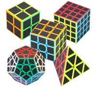 Coolzon Speed Cube Set, 5 Pack Magic Cubes 2x2 + 3x3 + 4x4 + Pyraminx + Megaminx Cubo Magico per Bambini Adulti Puzzle Cubes con adesivo in Fibra Carbonio