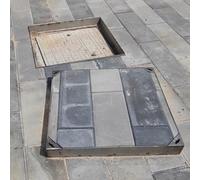 Copertura e telaio in acciaio inox resistente e invisibile, durevole scarico tempesta e coperchio per fosse settiche per vialetti, marciapiedi e banchine (100 x 100 x 5 cm)