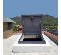 Copertura per portello sottotetto resistente alle intemperie, coperchio di accesso sul tetto con maniglia e scosse di gas, portello di sicurezza antipioggia per la manutenzione della casa, 80 x 95 cm
