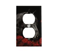 Copertura per presa con cavallo nero su sfondo di rose rosse, piastra da parete standard americana con viti, in acciaio inossidabile resistente al calore e agli urti, copertura per presa duplex a 1