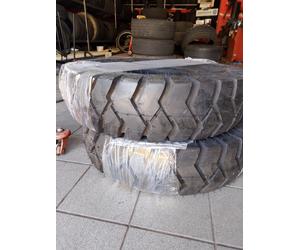 COPPIA 7.00-12 PR14 TELE + CAMERE BKT PL801 Pneumatici INDUSTRIALI MULETTO