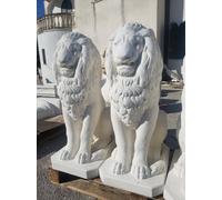 COPPIA DI LEONI LEONE DIRITTI PER GIARDINO DA ESTERNO IN CEMENTO MARMO E PIETRA