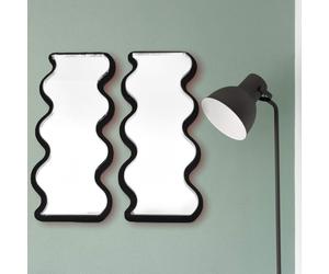 Coppia Di Specchi Ondulati Con Cornice In Acrilico - Opaco