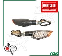 COPPIA FRECCE INDICATORI DIREZIONE LED UNIVERSALI CARBON LOOK MOTO PUNTA LUNGHE