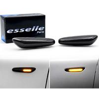 Coppia Frecce Laterali Nero Fumé Progressive Dinamiche A Led per Bmw Serie 1 E87 E88 E81 E82, Serie 3 E90 E91 E92 E93, Serie 5 E60 E61, X1 E84, X3 E83, X4 F26, X5 E53, Plug and play Canbus