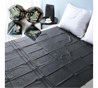 Copriletto da Gioco in plastica Nera Impermeabile in PVC, per Evitare Che Il Materasso Si bagni, Lenzuola con 4 Pezzi Di Dadi per Flirtare Imposta giochi, Adatto giochi di coppia, 200 x 220 cm
