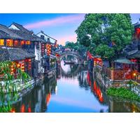 CORFOTO Sfondo Notturno Città d'Acqua Jiangnan con Canali Ponti in Pietra Edifici Antichi Lanterne Rosse Atmosfera Orientale Poetica 2.5x1.8m Poliestere per Fotografia Decorazione