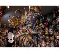 CORFOTO Tessuto 4.5x3m Sfondo Negozio di Maschere di Giullari Veneziani Maschere Colorate Sfondo Fotografico per Decorazioni di Festa a Tema Mascherata Accessori per Sessioni Fotografiche Culturali