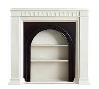 Cornice per camino Rivestimento for camino in legno massello di betulla bicolore con design ad arco e ripiani portaoggetti