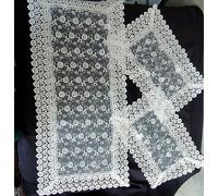 Corredocasa Set di Tris Centrini in Macramè Lavorazione Artigianale Composto da Runner e 2 Centrini Piccoli Disponibili Due Varianti Di Colori (Bianco)