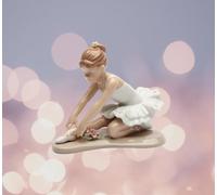 Cosmos Gifts 20865 Ballerina in Ceramica Bianca Figurine, 3 - 7/20,3 cm