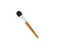 E_0017_26498 Couleur Caramel Couleur Caramel Foundation Brush 04 Salute
