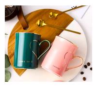 CozyHomeWare Set regalo di tazze da caffè "Love is Eternal", regalo per coppie, in ceramica, con cucchiaio, confezionate in modo sicuro in una scatola regalo (rosa e verde)