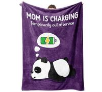 Craftique Regalo di compleanno per la mamma, divertente e morbida coperta con scritta in inglese "Mom is Charging", regalo per le donne, pratica coperta per fare un pisolino, 152 x 127 cm