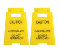 CREATCABIN 2 Cartello Scrivania Attenzione Sovrastimolato 10 x 6.7cm Cartello Avvertimento Non Avvicinarsi Regalo Umoristico Mini Decorazione Scrivania Divertente Umoristica per Colleghi Compagni