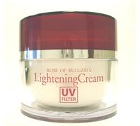 Crema illuminante alle rose di Bulgaria