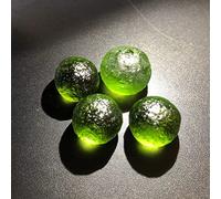 Cristallo naturale grezzo Cristallo Circa 15 mm Macine naturali colorate Il meteorite ceco ha colpito le perle di vetro Pietra ruvida Pietra di cristallo può essere utilizzata for pietre naturali for