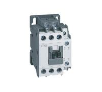 CTX3 3P 40A 2NO2NC 230V Contattore AC: 3 poli NO x3 Contattore ausiliario: NC...