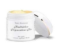 Cura rigenerante per il dorso delle mani