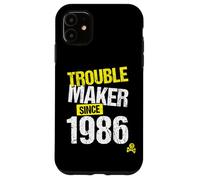 Custodia per iPhone 11 Trouble Maker since 1986 - Anno di nascita scherzo sarcastico