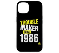 Custodia per iPhone 13 Trouble Maker since 1986 - Anno di nascita scherzo sarcastico