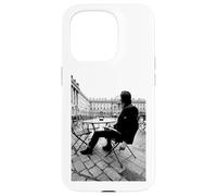 Custodia per iPhone 15 Pro Richard Hawley in piedi al bordo del cielo di Andy Willsher