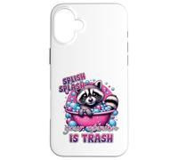 Custodia per iPhone 16 Plus Splish Splash La tua opinione è Trash Raccoon Bath
