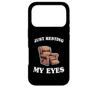 Custodia per iPhone 17 Pro Just Resting My Eyes - Poltrona umoristica da uomo, con scritta "Daddy Grandpa"