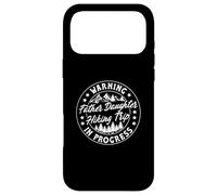 Custodia per iPhone 17 Pro Max Avvertimento Padre Figlia Escursionismo Viaggio In Progress