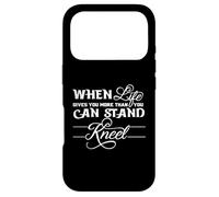 Custodia per iPhone 17 Pro Quando la vita ti dà più di quanto puoi stare in ginocchio Dio Gesù