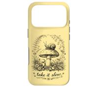Custodia per iPhone 17 Pro Take It Slow Snail, Cottagecore - Maglietta con funghi