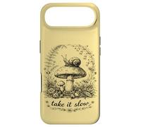 Custodia per iPhone Air Take It Slow Snail, Cottagecore - Maglietta con funghi