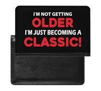 Custodia per passaporto con scritta in inglese "Not Getting Older Just Becoming", con scomparto per carte di credito, custodia per passaporto da viaggio, Stile:, Taglia unica
