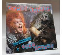 Cyndi Lauper - Goonies 'r' good enough (1985) / Vinyl single [Vinyl-Single 7'']