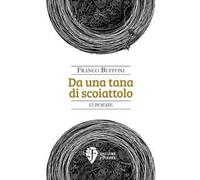 Da una tana di scoiattolo