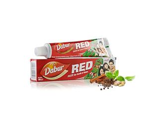 Dabur Red Pasta - Pasta dentifricia 100g con chiodi di garofano, menta e canfora per alito fresco e cura dei denti Combatte dolore, carie e problemi gengivali