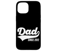 Dad Since 2012 Bold Sports Swoosh Festa del papà scuro Custodia per iPhone 15