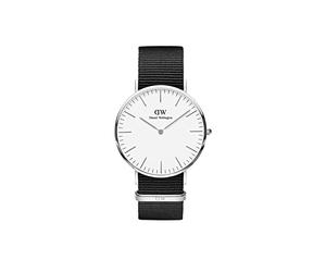 Daniel Wellington Classic Cornwall Orologio Uomo, 40mm, in NATO, Nero/Argento