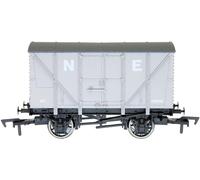 Dapol 4F-016-047 NE Banana Van 158621 Grigio Chiaro OO Gauge - Tracciato 48 Post