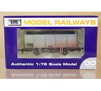 Dapol B631a W Invecchiato Br Grigio 20 Ton 9 Plancia Lungo Aperto Vagone E30910